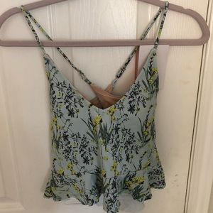 Kortni jeane scoop neck wild flower top